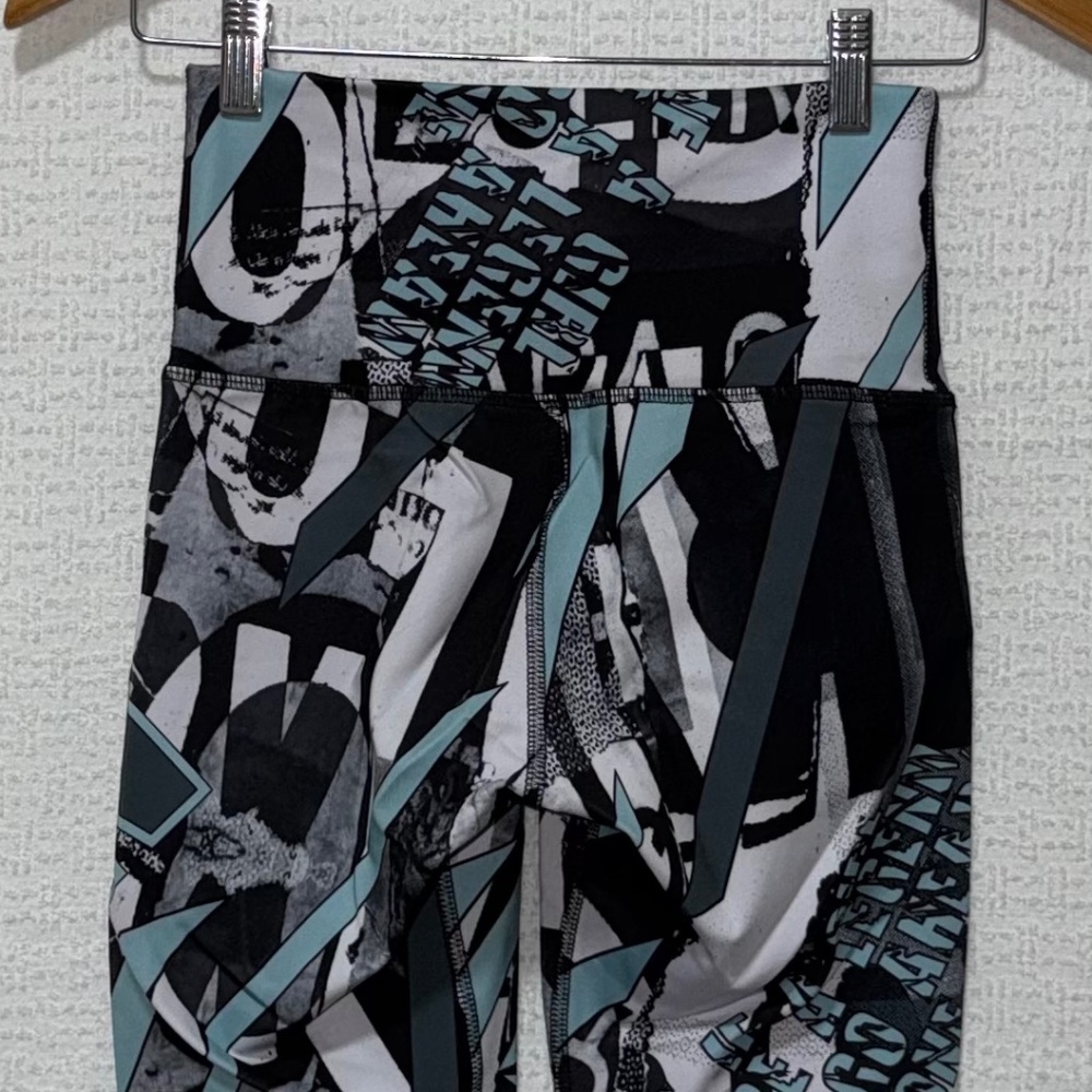 Chic & Supportive Two-Piece Activewear Set β¨ - Picture 10 of 11